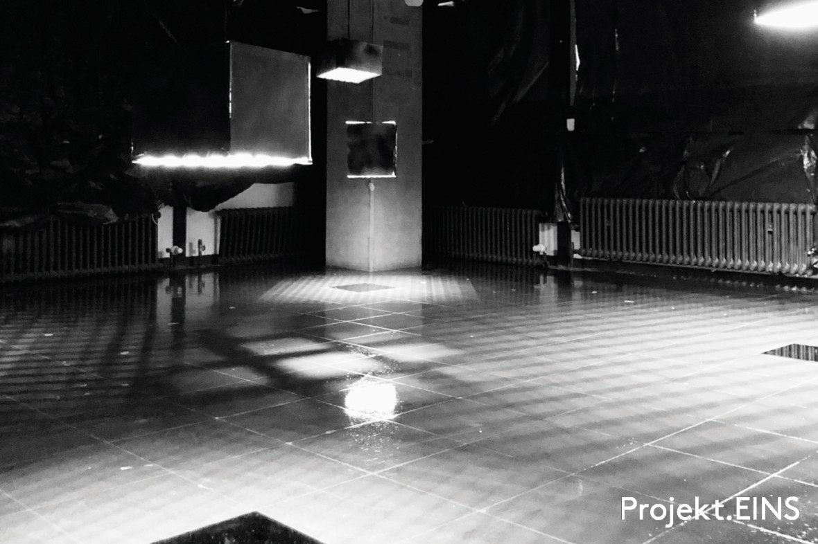 Gruppe 4: L. Eschke, K. Hoff , F. P. Raddatz, S. Ruf, M. Schmidt-Jürgensen, A. Stephan, B. Yalman, B. Kai, I. Scheikin
Fachbegleiter: Valerie Kronauer
Teambegleiter: Leslie Hirsch