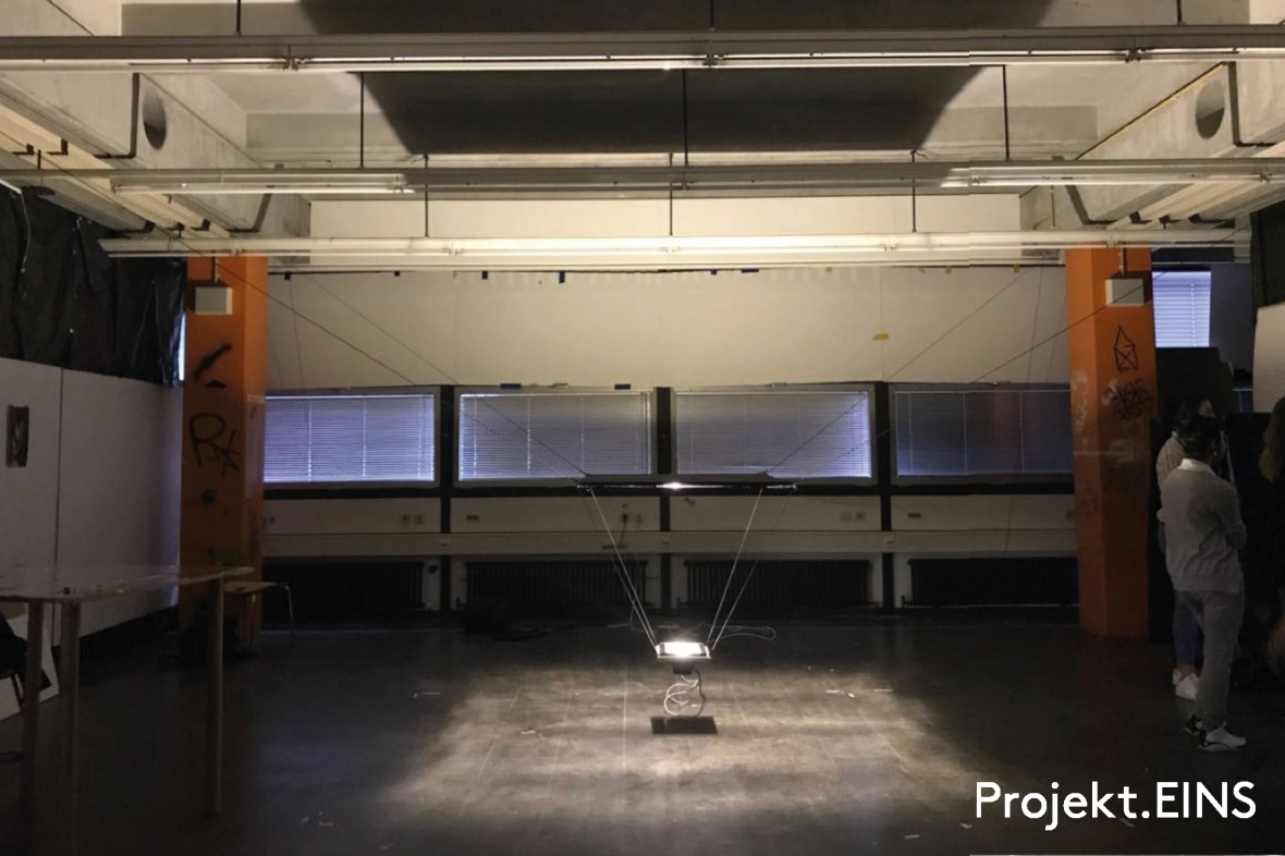 Gruppe 6: P. Hrivnak, M. S. Knies, D. M. Müller, L. T. Wietschorke, Y. Göksu
Fachbegleiter: Jascha Lenz
Teambegleiter: Tim Simmert