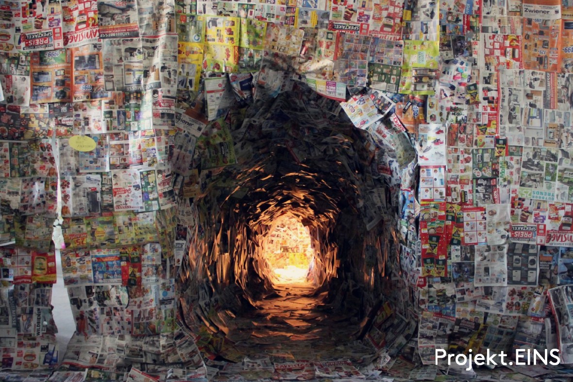 Gruppe 1: R. Al-Asadi, H. Bakker, T. Bein, D. Botta, M. Hildebrandt, P., Hüttl, E. Kryeziu, J. Lang, J. Möslein, L. Numrich, E. Teschke, T. Vössing
Fachbegleiter: Maximilian Wagner
Teambegleiter: Benedikt Pielenz