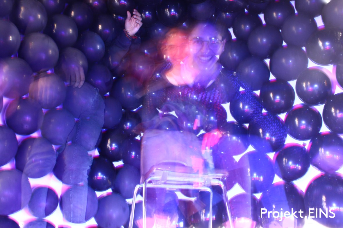 Gruppe 2: A. Abueid, S. Altan, N. Aziz, T. Böhme, F. Bruckschlegel, O., Erdobasi, K. Frankfurth, M. Gerhäußer, A. Meyer, J. Müller, O., Petry, L. Kaeppel, J. Vendries Giraldo, H. Walter
Fachbegleiter: Maximilian Wagner
Teambegleiter: Benedikt Pielenz